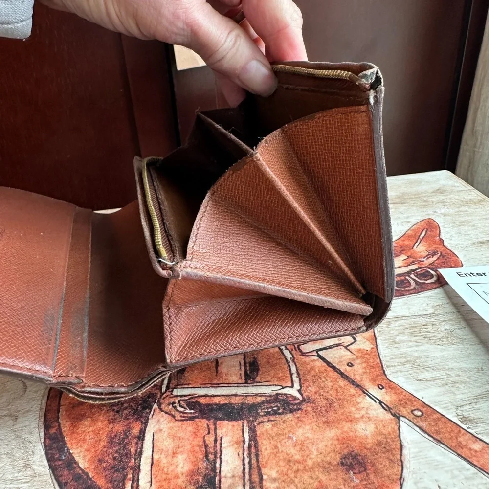 LLouis Vuitton Monogram Porte Monnaie Tresor Wallet